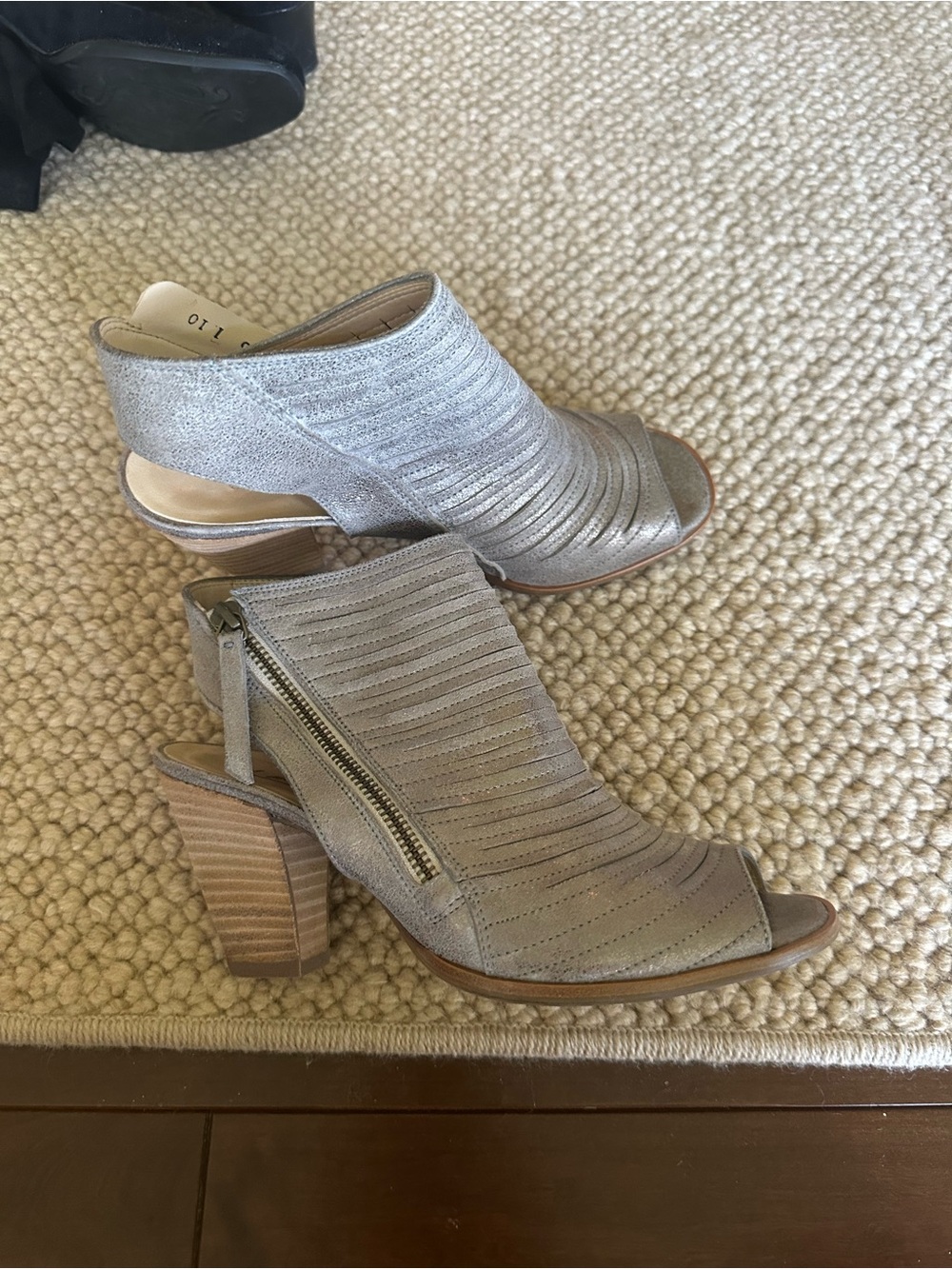 Silver Open-Toe Zip-Heel Women's Sandals